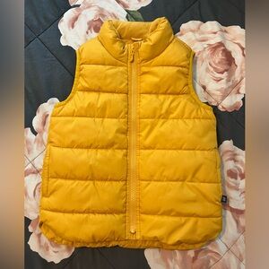 Baby Gap size 4 vest